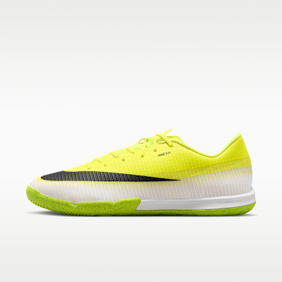 Nike Mercurial Vapor 17 Academy Multi-Ground Low-Top Soccer Cleats